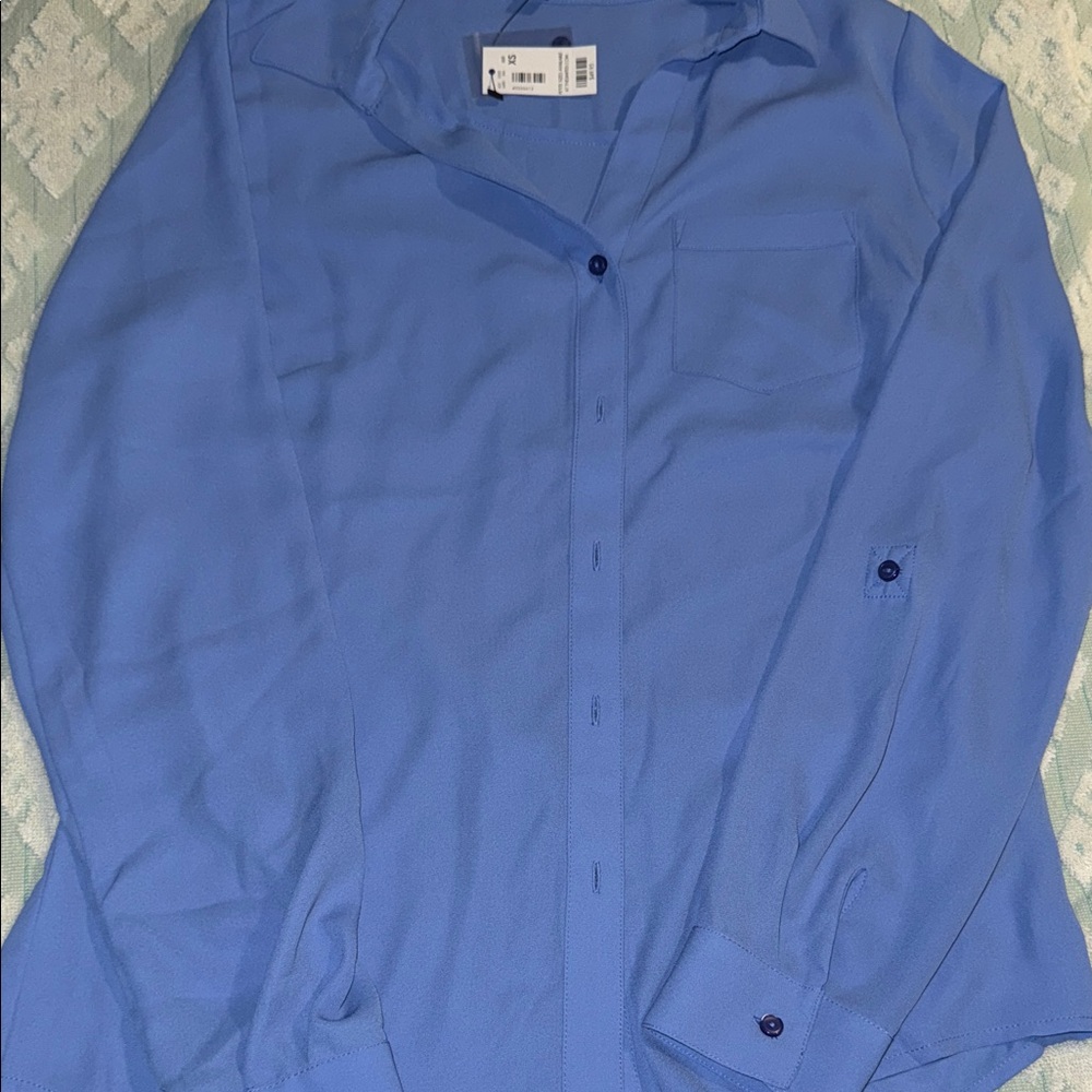 The Limited woman 
Casual Blue Button Down Shirt